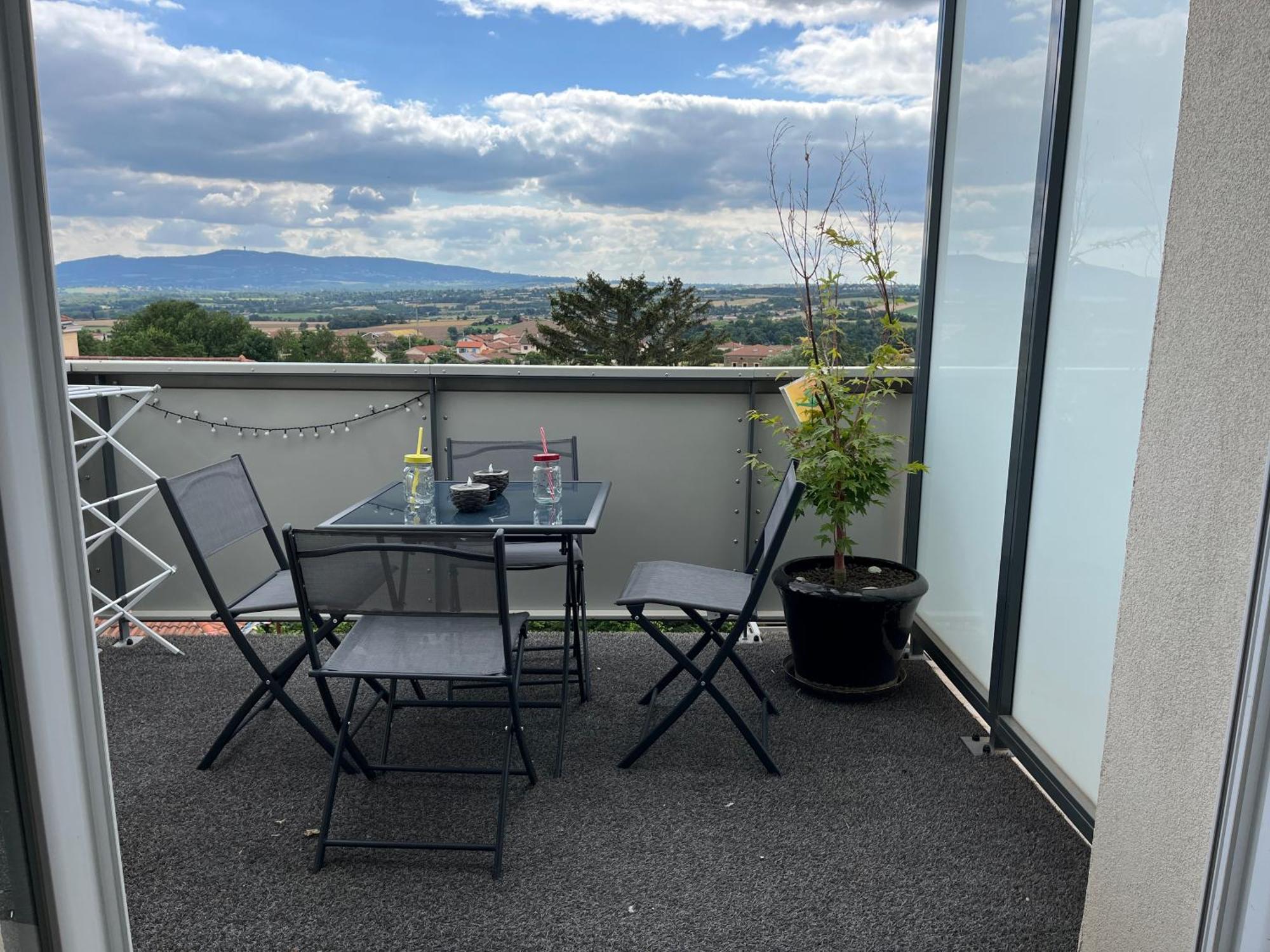Appart & Fleurinoise Balcon Ascenseur Climatisation Fleurieux-sur-l'Arbresle Luaran gambar
